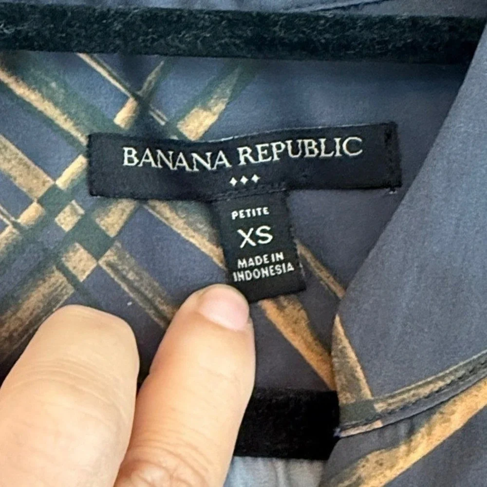 Banana Republic Sleeve Plaid Blouse Navy Bronze V-Neck Petite‎ XS Office Siren
